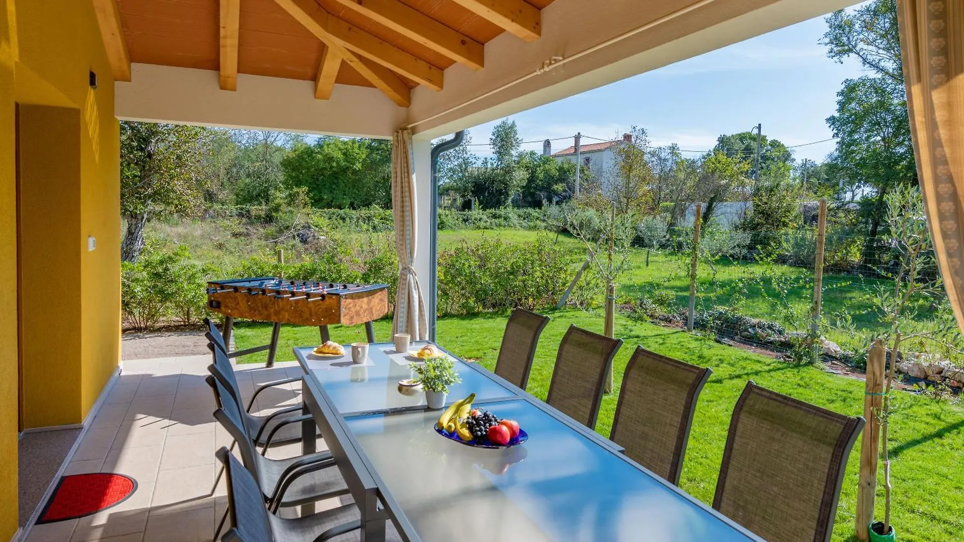 Casa vacanze Villa Jole, A Charming Modern Villa Surrounded By Rustic Beauty Nedeščina