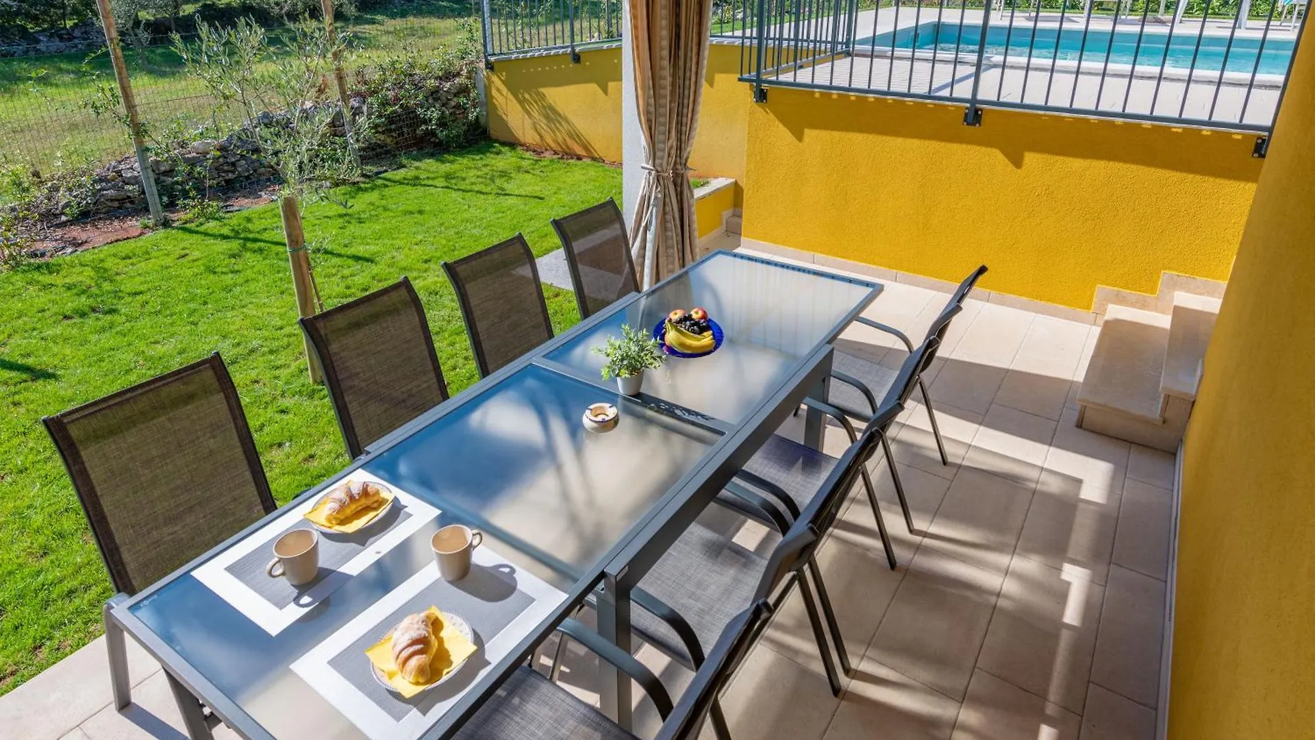 Villa Jole, A Charming Modern Villa Surrounded By Rustic Beauty Nedeščina Casa vacanze